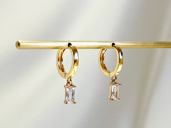 E166 huggie hoop earrings, emerald earring, dangle earring: Colorless