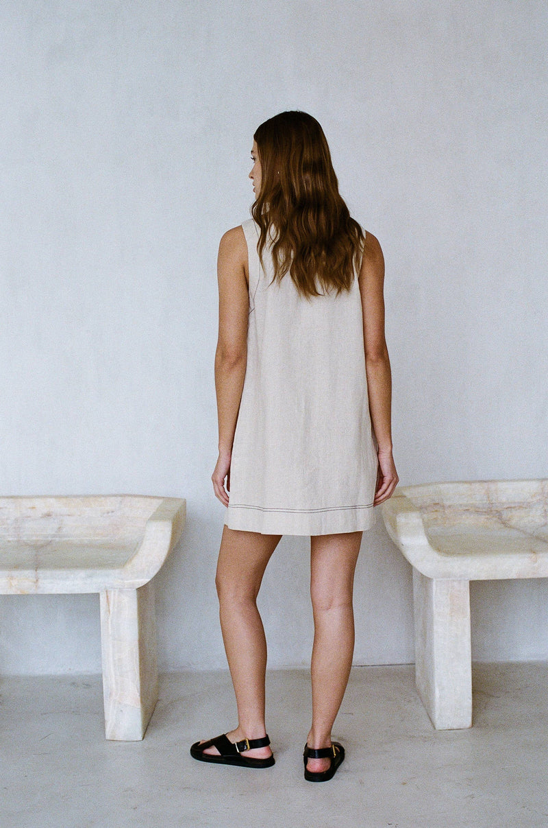 AR1170 | Woven 100% Linen Sleeveless Buttondown Mini Dress: Linen