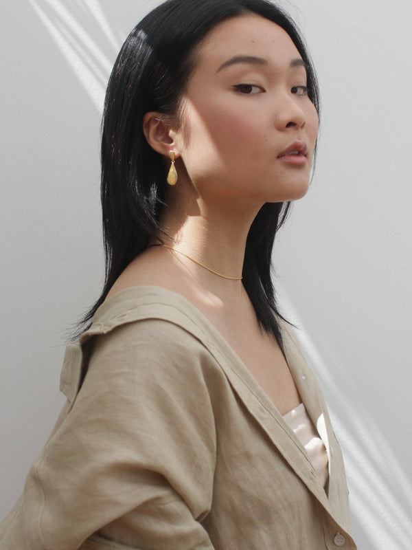 Luxe Gold Teardrop Earrings - alternate