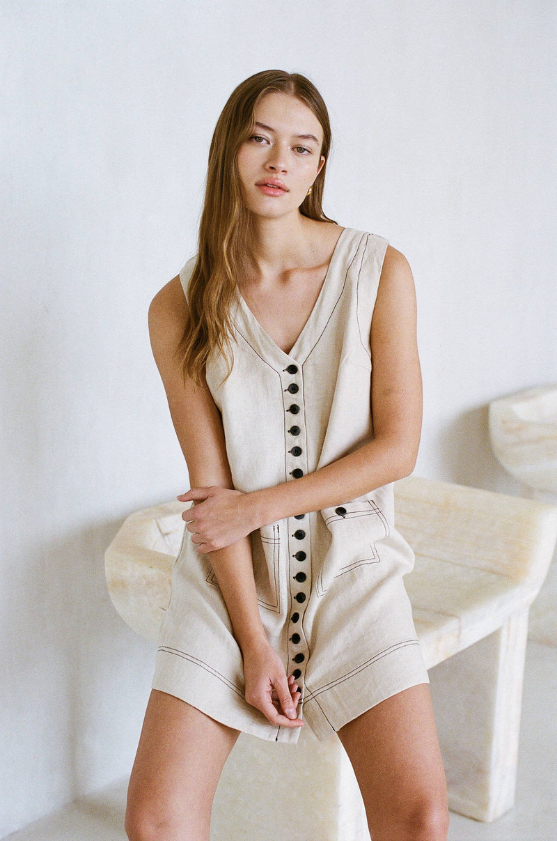AR1170 | Woven 100% Linen Sleeveless Buttondown Mini Dress: Linen