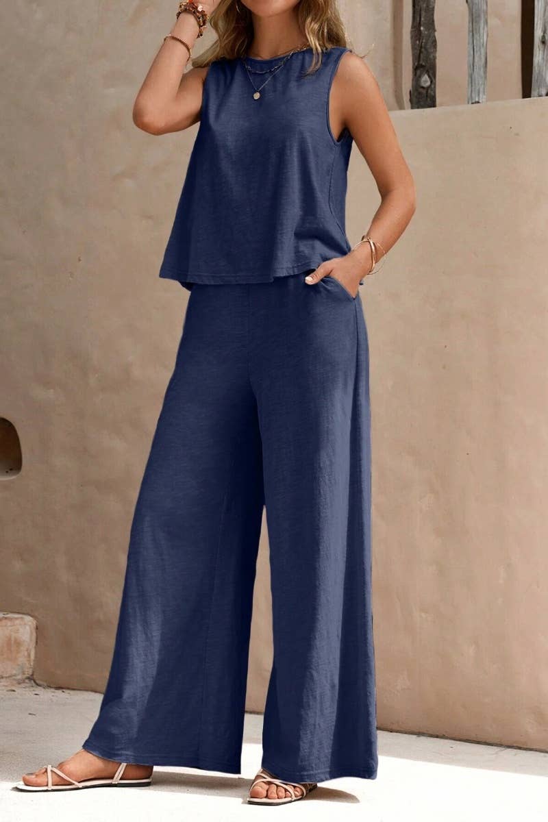 CREW NECK SLEEVELESS TOP PANTS SUIT