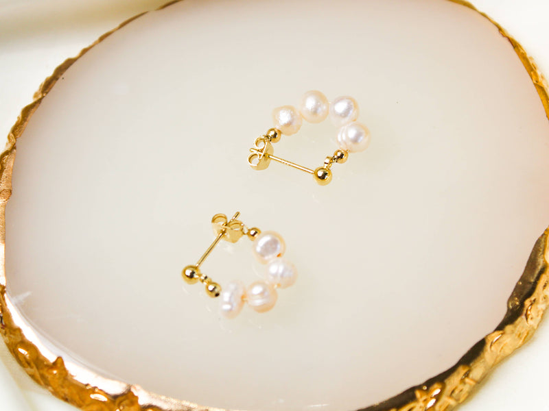 E134 pearl hoop earring, pearl earring, huggie earring