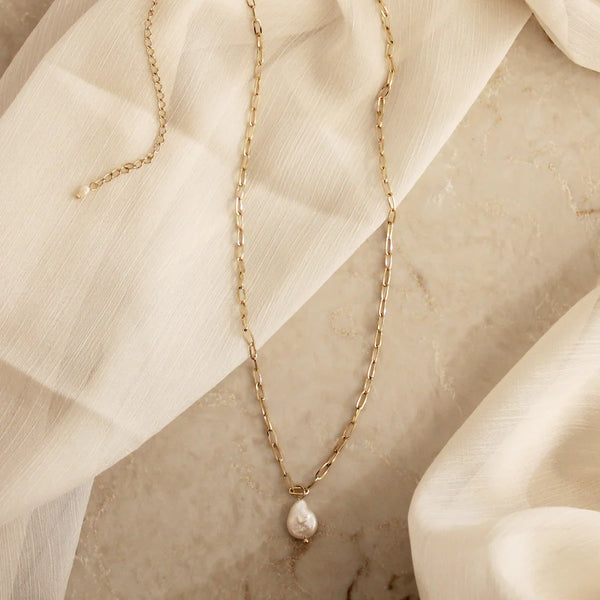 Baroque Pearl Paperclip Necklace - alternate