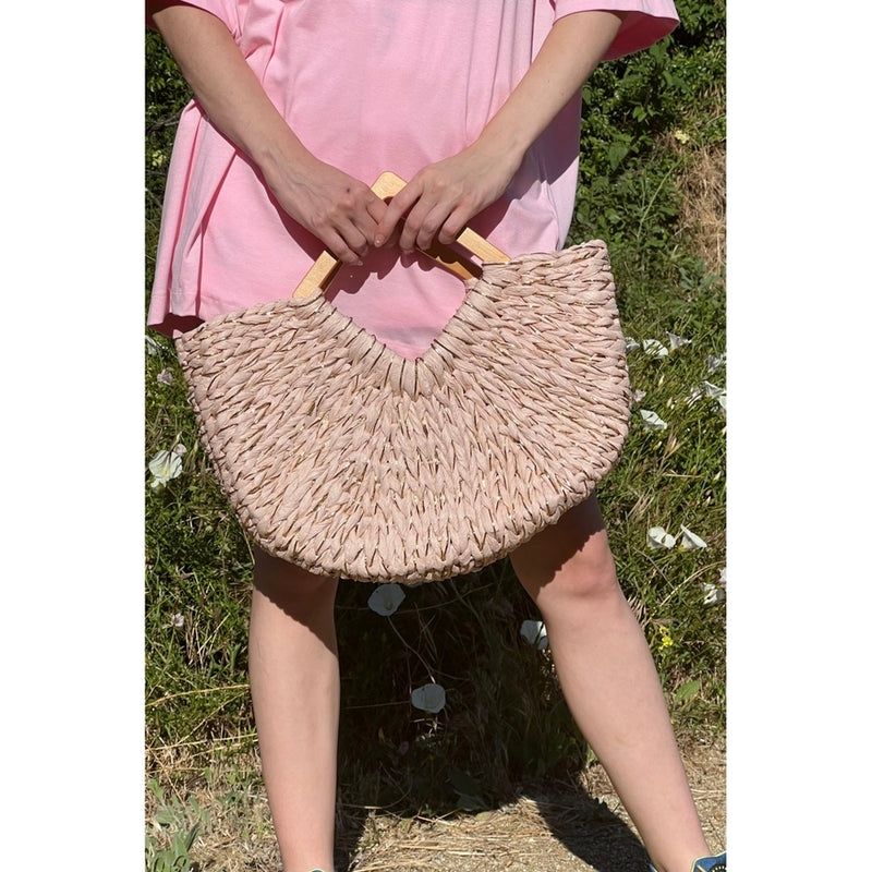 GOLD ACCENT RATTAN STRAW BAG WITH DIAMOND HANDLE (NATURAL)