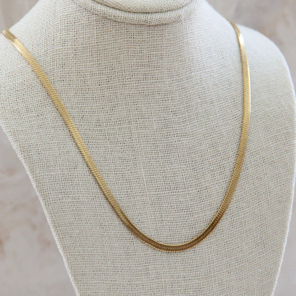 Herringbone Chain Necklace (5mm / Silver) - alternate