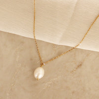 Pearl Pendant Necklace S