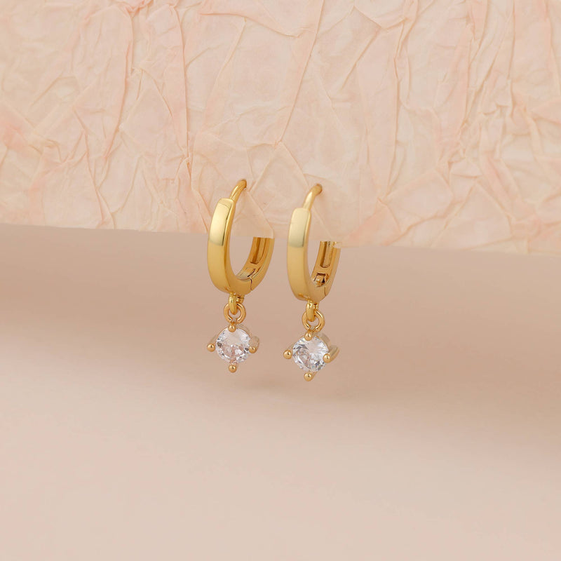 E165 gold dangle earring, dangle earring, emerald earring: Green