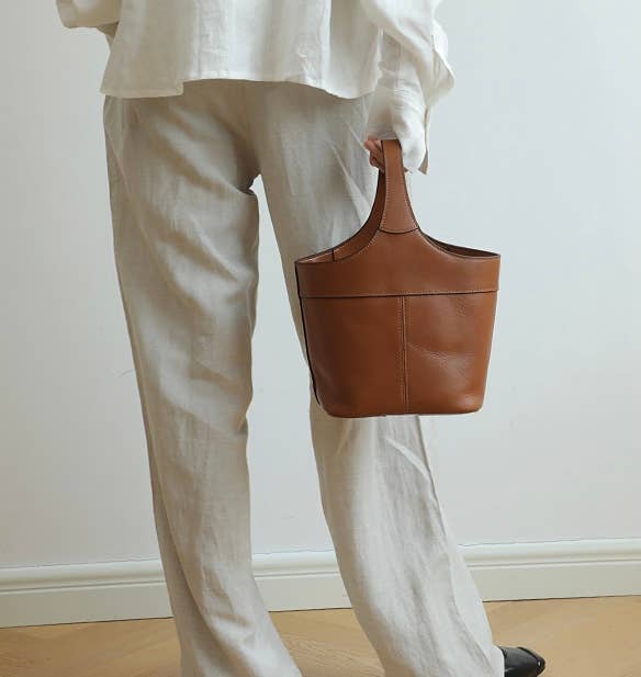 Elle - Minimalism Style Genuine Leather Bucket Shape Bag
